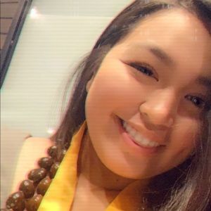 Meet your Posher, Bella